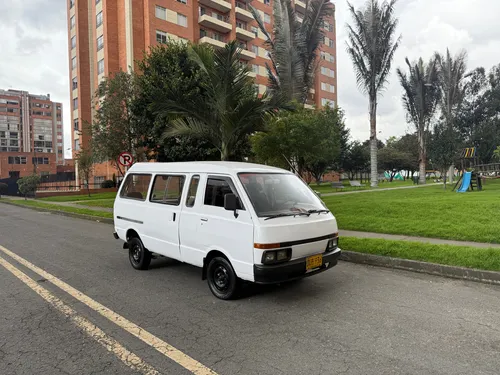 Nissan Vanette 2.4l