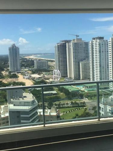 Hermoso Apartamento Con Vista Al Mar Desde Terraza- Ref: 6365
