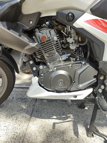 Imagen 11 de 25 de Benelli Tnt 15 0km 150 En Cycles