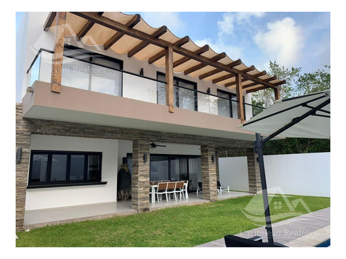 Imagen 2 de 13 de Casa En Renta En Lagos Del Sol Cancun Amueblada B-alrz5015