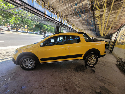 Volkswagen Saveiro 1.6 16v Cross Cab. Dupla Total Flex 2p