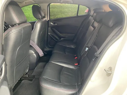 Mazda 3 2.0 Touring