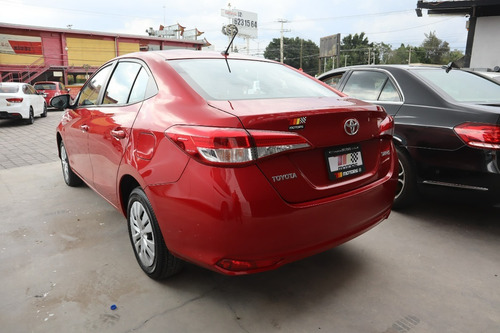 Imagen 3 de 15 de Toyota Yaris Core Tm 2020