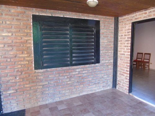 Casa En Venta En Villa Elisa