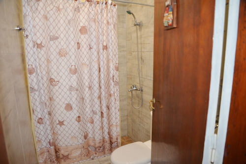 Imagen 20 de 30 de Venta Casa 4 Amb.+ Hospedaje 12 Hab. Villa Gesell