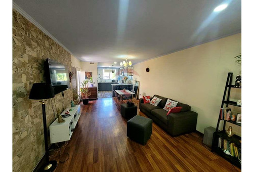 En Venta! Casa Con Proyeccion A Comercio