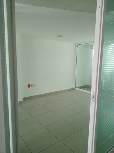 Renta Cómodas Y Bonitas Oficinas De 55m2 En Col. Hipodromo