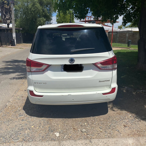 SsangYong Stavic Mt 4x2