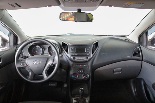 Hyundai HB20S C.Style/C.Plus1.6 Flex 16V Aut. 4p