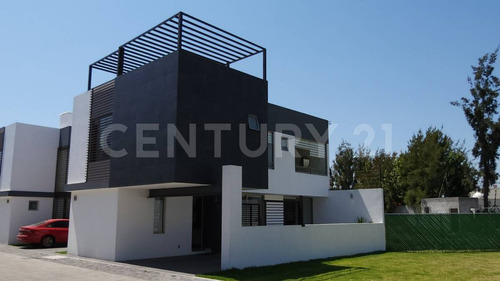 Casa Nueva En Venta En San Salvador Tizatlali, Metepec, Estado De México