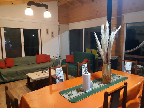 Vendo Casa En Villa Yacanto Con Piscina