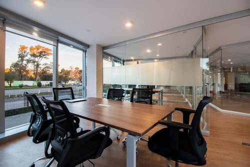 Las Americas Business Center