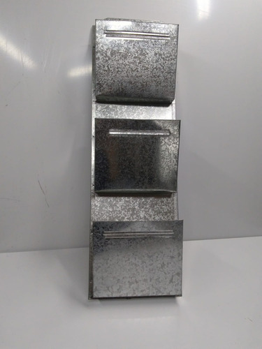 Imagen 2 de 4 de Revistero Fichero Zinc Triple Galvanizado Artesanal