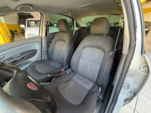 Fiat Linea Linea Essence 1.8 16V Dualogic (Flex)