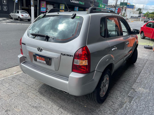 Hyundai Tucson 2.0 Gl 4x2 Aut. 5p