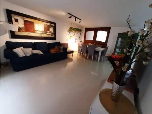 Compra Esta Hermosa Casa Unifamiliar En Super Ubicacion