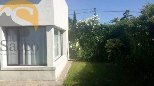 Casa Dos Dormitorios En Venta En #trenquelauquen
