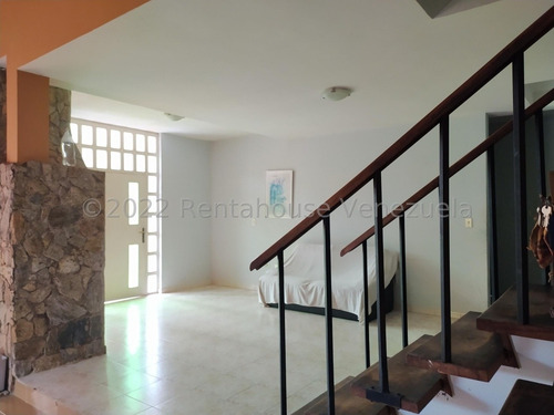 Imagen 13 de 30 de Casa Venta Zona Norte Seguridad Palmarito Maracay Nb