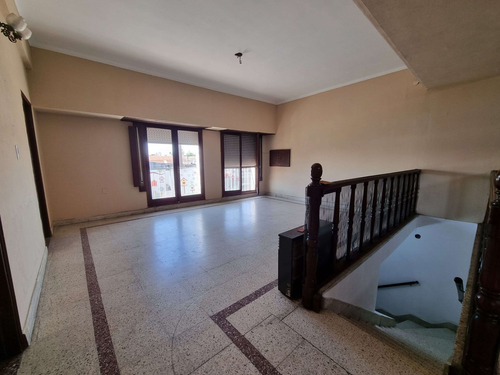 Imagen 4 de 20 de Local Comercial Y Casa En Planta Alta.