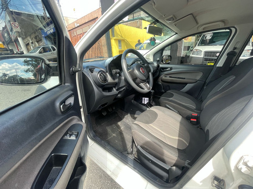 Fiat Uno UNO WAY 1.0 FLEX 6V 5P
