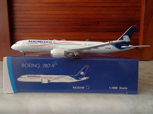 Avion Boeing 787-9 De Aeromexico N438am En La Escala 1:400