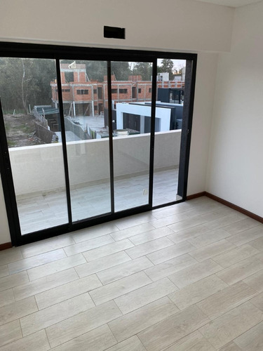 Imagen 9 de 12 de Departamento 2 Ambientes Con Balcon En Sotavento Canning