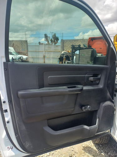 Ram 4000 5.7 Chasis Cabina Pl 4x2 Mt