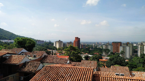 Imagen 5 de 14 de 157068 Raiza Peñe Venta Townhouse Lomas Del Este Valencia
