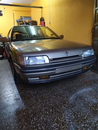 Renault R 21 2.2 Gtx 7 As 1994