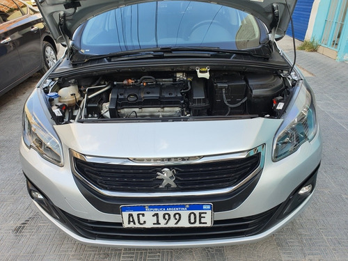 Imagen 7 de 13 de Peugeot 308 2018 1.6 Allure