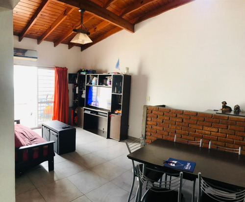 Imagen 4 de 28 de Venta Ph 3 Ambientes Cochera Patio En Caseros!