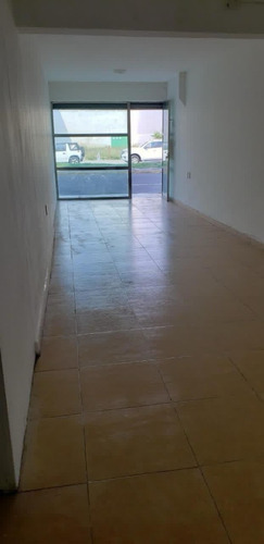 Oficina/local Comercial En Renta En Veracruz Fracc. Jardines De Virginia.