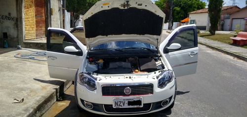 Fiat Palio Weekend 2012 1.6 16v Trekking Flex 5p