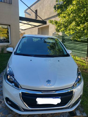 Peugeot 208 1.6 Allure Smeg Tiptronic