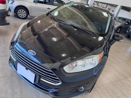 Ford Fiesta Kinetic 1.6 Titanium Powershift 120cv
