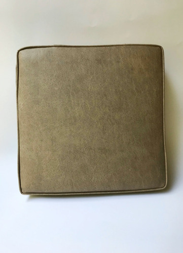 Imagen 3 de 7 de Almohadón Para Silla Alto 40x40x7cm Ecocuero