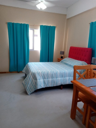 Imagen 3 de 9 de Departamento Para 3 Persona