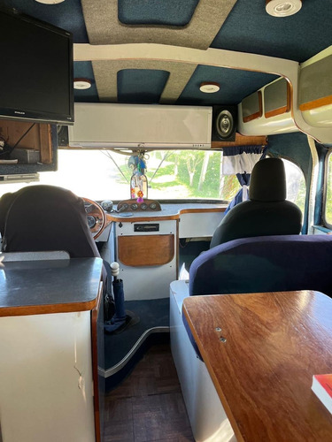 Motorhome Motor 1114 Excelente Estado, Viajan Y Duermen H 8
