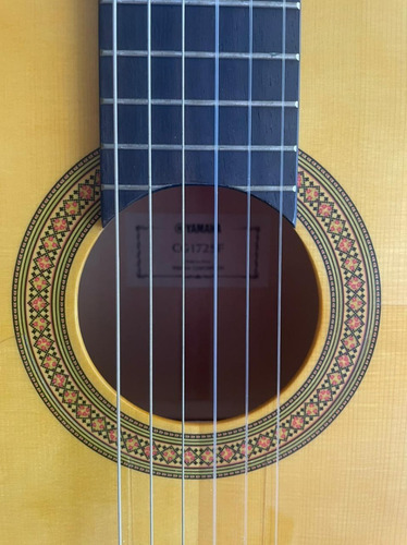 Imagen 8 de 9 de Guitarra Flamenca Yamaha Cg172sf Con Cuerdas De Nylon