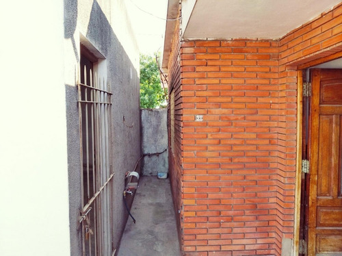 Imagen 22 de 26 de Venta De Casa De 4 Ambientes + Local En Merlo