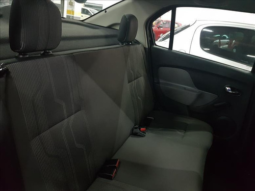 Renault Logan 1.0 Expression 16v