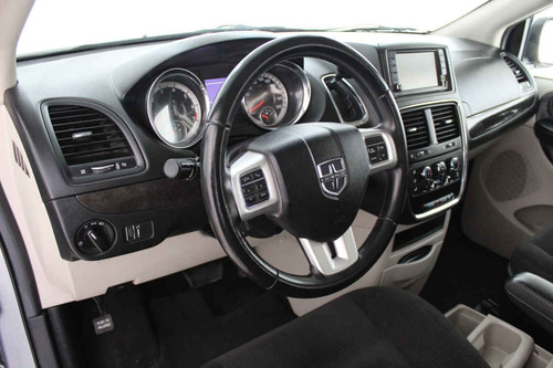 Imagen 9 de 15 de Dodge Grand Caravan 2019 6 Cilindros