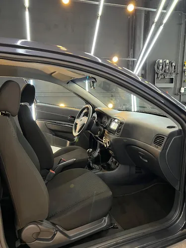 Hyundai Accent 1.4 Gls 4 p