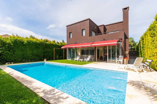 Imagen 4 de 30 de Venta - Casa - Bº La Damasia - San Fernando
