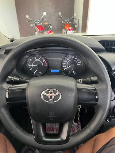 Toyota Hilux 2.8 Std Power Pack Cab. Dupla 4x4 Tdi 4p