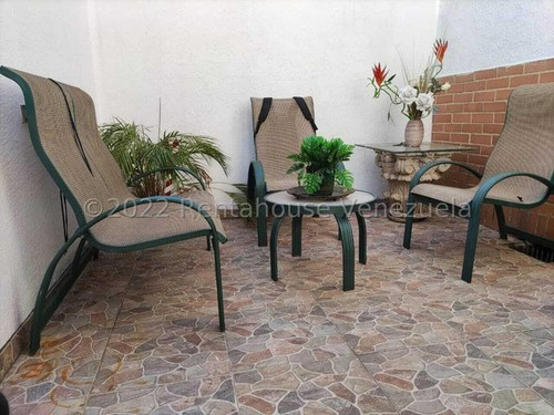 Imagen 26 de 29 de Hermoso Townhouse En Mañongo Naguanagua, El Inmueble Cuenta Con Planta Electrica 100%, Pozo De Agua, 3 Habitaciones, 3 Baños, 2 Puestos De Estacionamiento, Se Vende Semi Amoblado