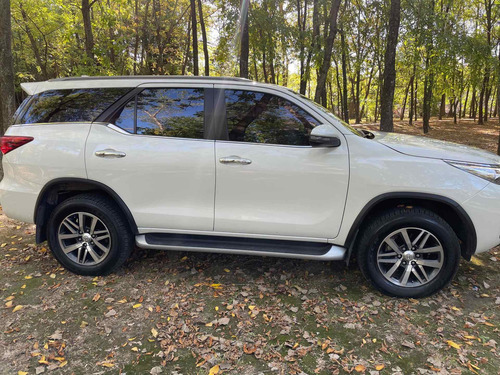 Toyota Sw4 2.8 Srx 177cv 4x4 7as At 2019