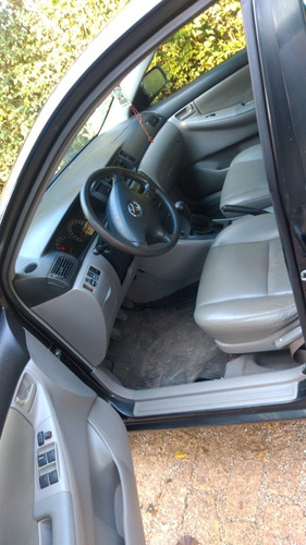 Toyota Corolla 2007 1.8 16v S 4p