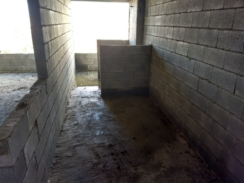 Imagem 12 de 13 de Amf108 Apartamento 2 Dormitórios- Prox Praia- 50 Mil Entrada
