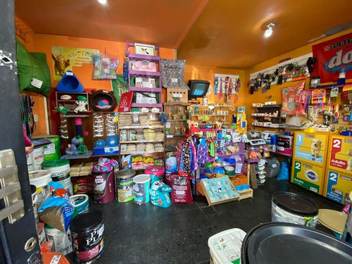 Imagen 2 de 11 de Casa En Venta Con Local A La Calle - Temperley
